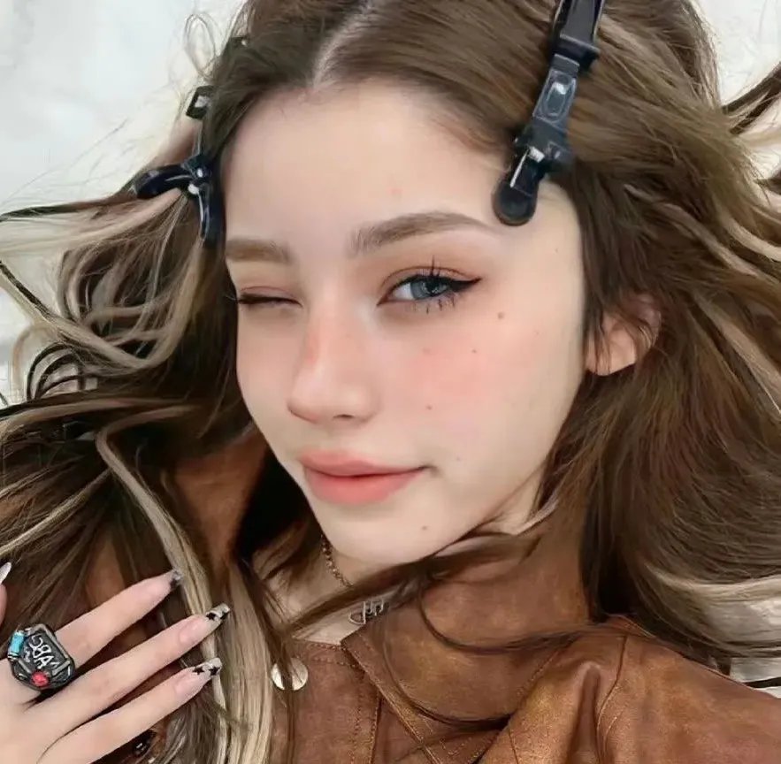 父亲婚礼女儿打假后妈